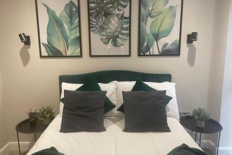 WhatsApp Image 2025-08-19 at 15.17.41_dc278161.jpg