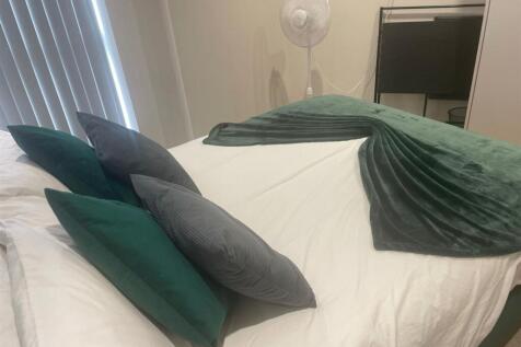 WhatsApp Image 2025-08-19 at 15.17.41_849b7d77.jpg