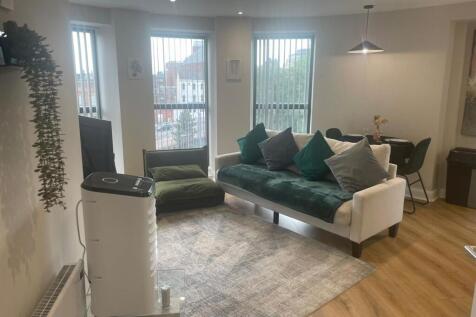 WhatsApp Image 2025-08-19 at 15.17.39_ea253f54.jpg