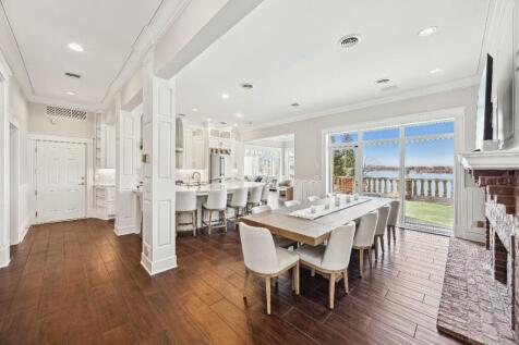 Informal Dining