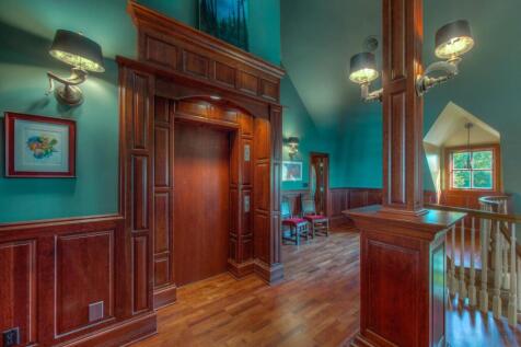 Commercial Elevator