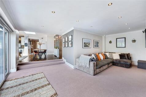 Open Seating Area