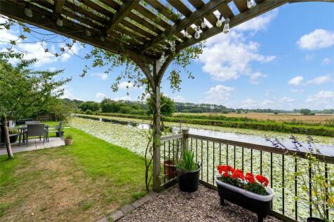 Canal Seating Area