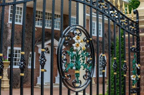 Gate