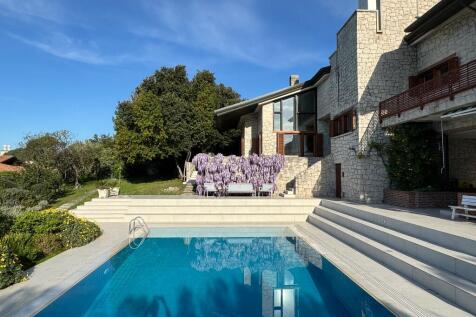 villa &amp; pool