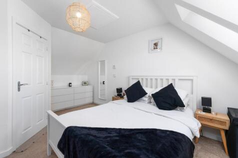 Master Bedroom and En-Suite