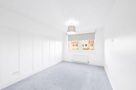 Master Bedroom &amp; En-Suite