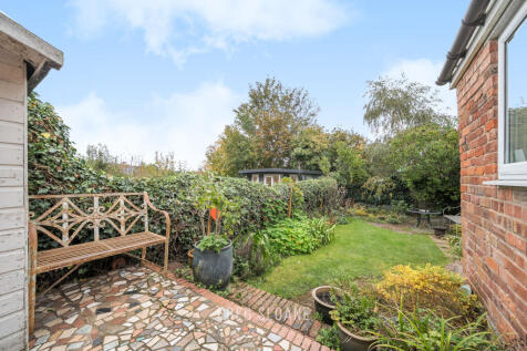 1365344-3-68ee902bc0b58-ARW