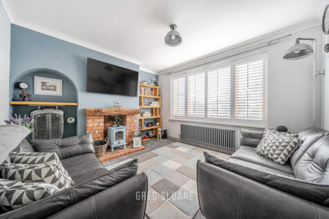 1384545-5-69271e9d919b6