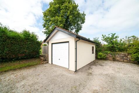 Seperate Garage