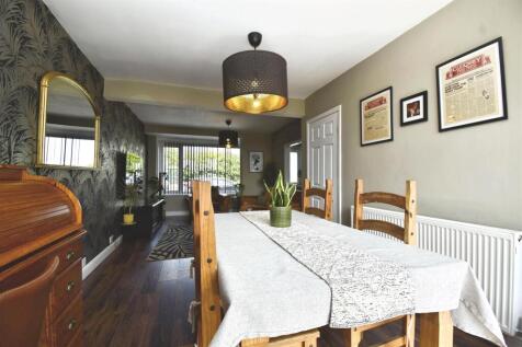Through Lounge/Dining room