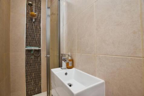 9516a61b-en 20suite 20bed 202.JPG