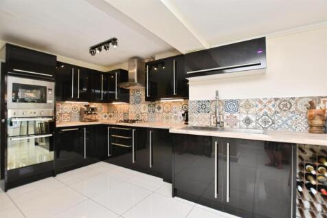 fbd25b64-kitchen 20only.JPG