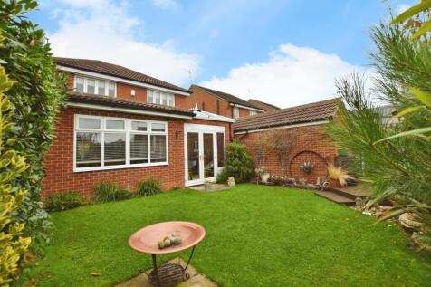 3a4b6a15-rear 20house.JPG