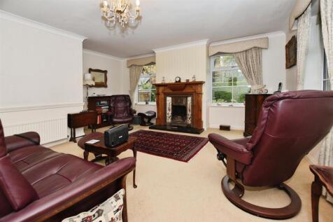 0317553f-lounge 20bb.JPG