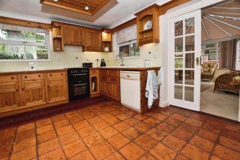 4999d895-kitchen 20cc.JPG