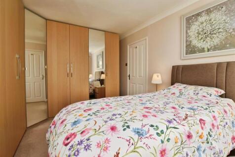 cea32338-bed 201 20bb.JPG