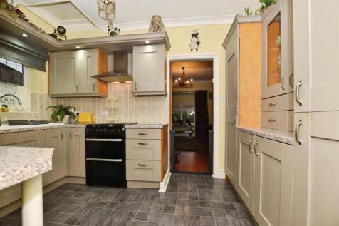 dab63378-kitchen 20bb.JPG