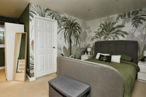 d22639ad-bed 201 20to 20dress.JPG