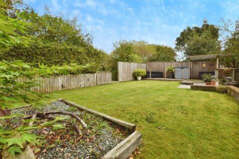 c73ed5ba-gdn 20long 20deck.JPG