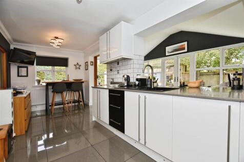 Kitchen to Dining Area