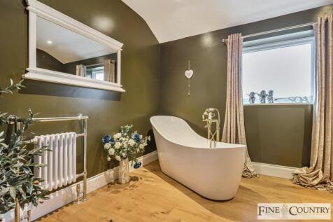 b97cc5d3-fded-446c-ad29-bd980aa90f12.jpg