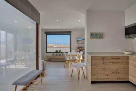 Küche und Essbereich