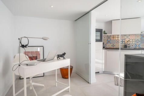 Büro im oberen Stock 