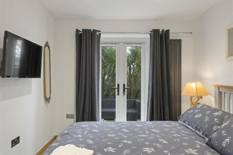flat 3 bed 1a.jpg