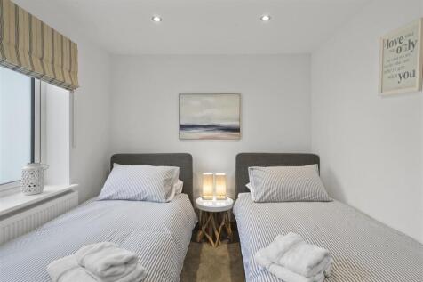 flat 3 bed 2a.jpg