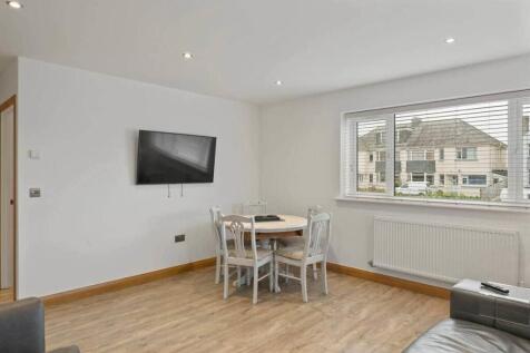 Dining/Living room