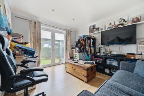 Living room 2