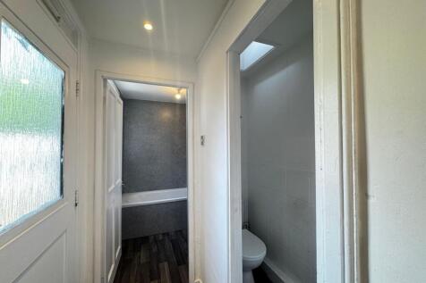 Bathroom / W.C