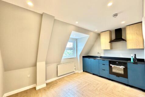 Kitchen / Living Room