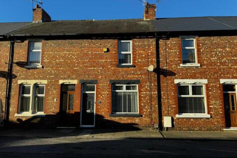 2 bed terraced house to rent Linden Road, Bishop 