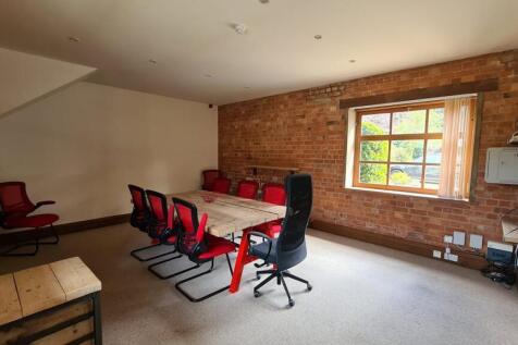 Office 9 Landscape 2.jpg