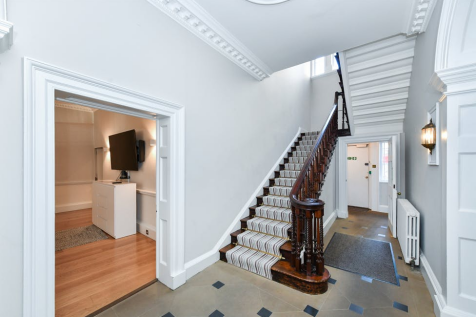 St james Street 14.png