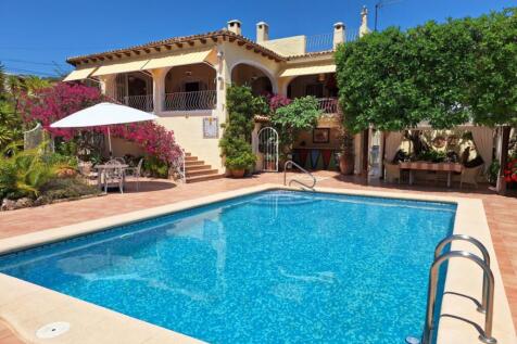 Property Image 4