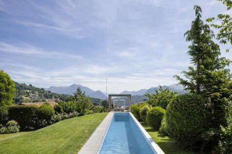 25m Saltwater Pool