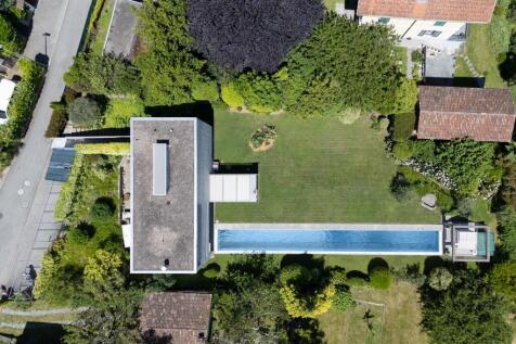 Villa, Pool &amp; Garden