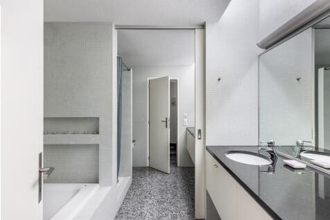 Master Ensuite