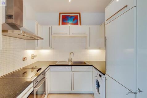 8_Kitchen-0.jpg
