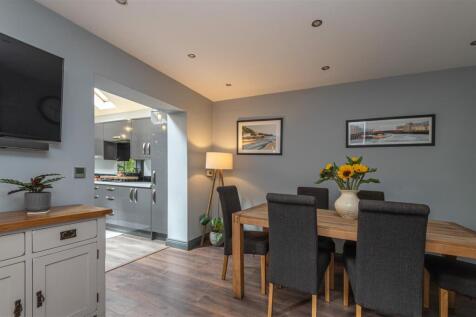 20 - 23 Barugh Lane S75 1LH.jpg