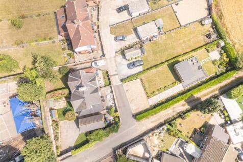 74 - 15 Pontefract Road S72 8AY.jpg