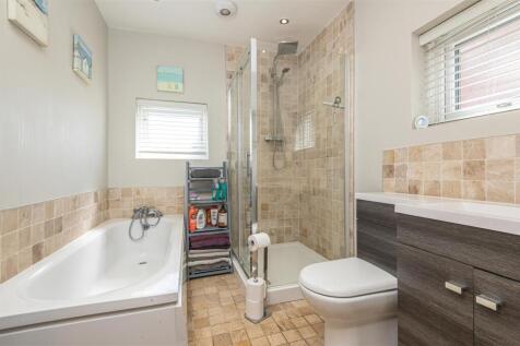 39 - 15 Pontefract Road S72 8AY.jpg