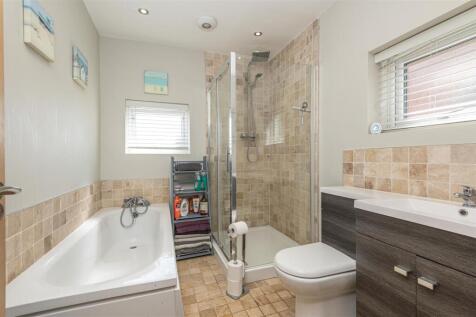 42 - 15 Pontefract Road S72 8AY.jpg