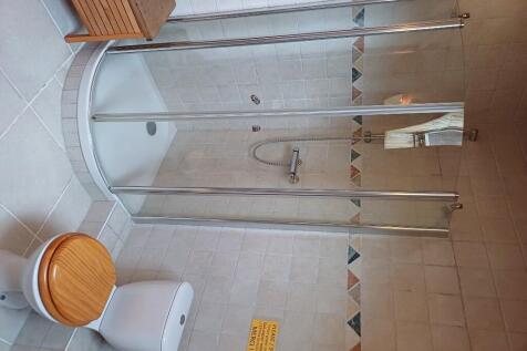 Top floor bathroom
