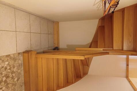 Downstairs landing