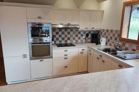 Modern kitchen