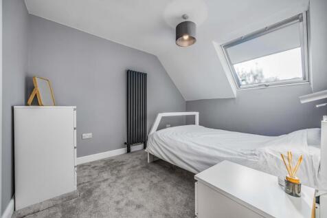 7 Conifer Close, Winchester-Small-PorticoMarketing